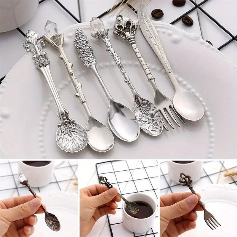 Vintage Collectible Spoons - أدوات مائدة للقصر الأوروبي ، شوكة